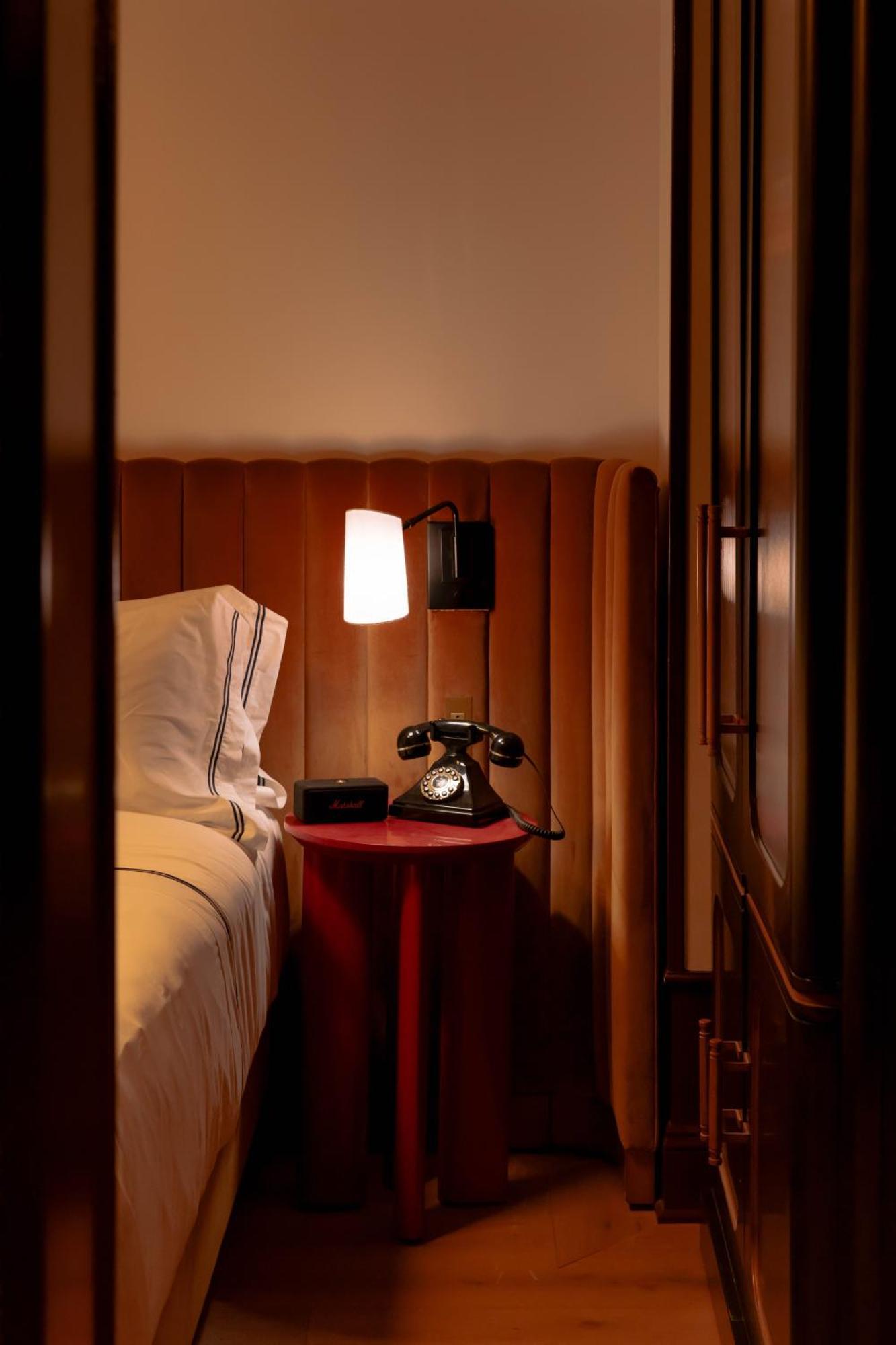 Fidelity Hotel Кливланд Екстериор снимка