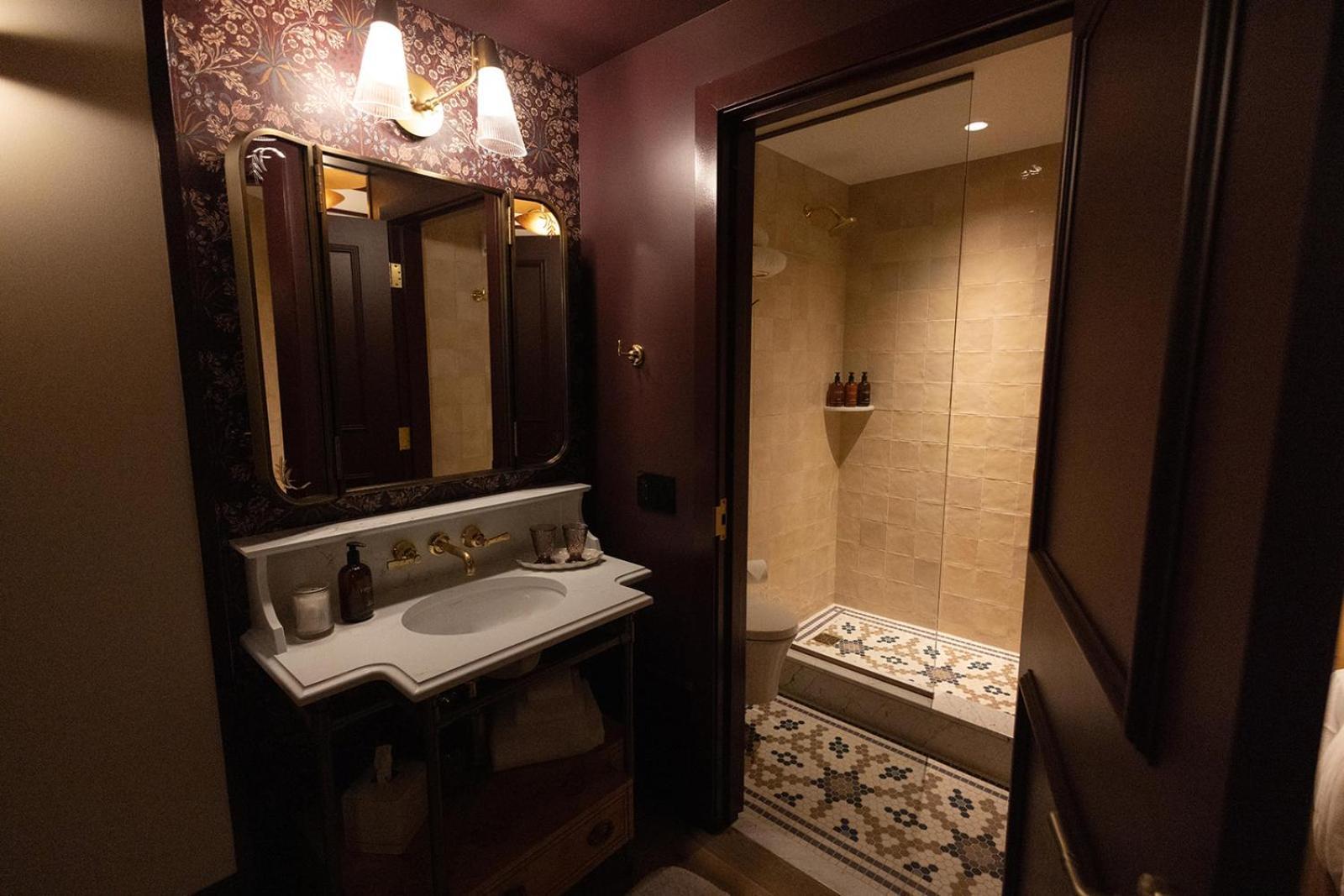 Fidelity Hotel Кливланд Екстериор снимка