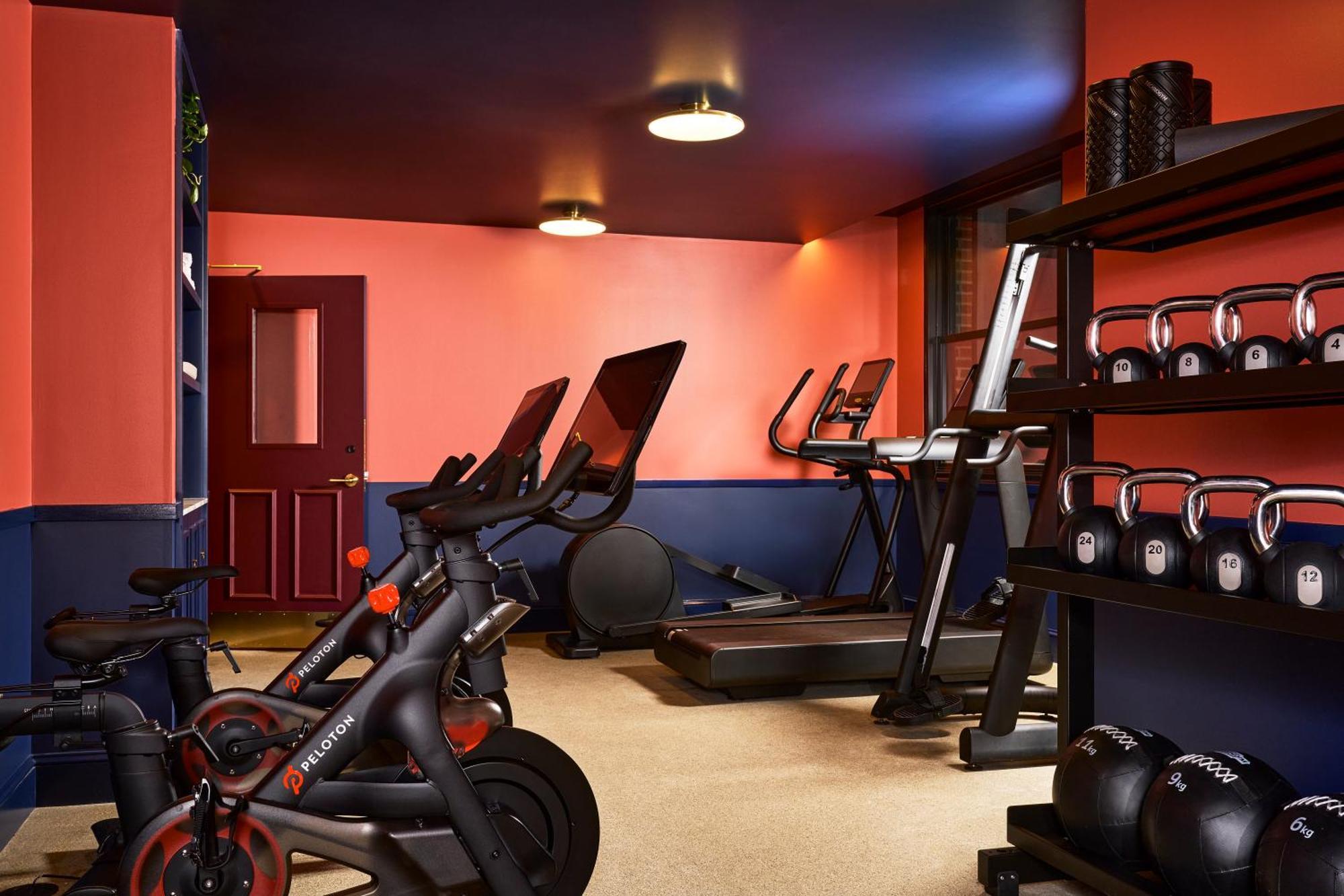 Fidelity Hotel Кливланд Екстериор снимка