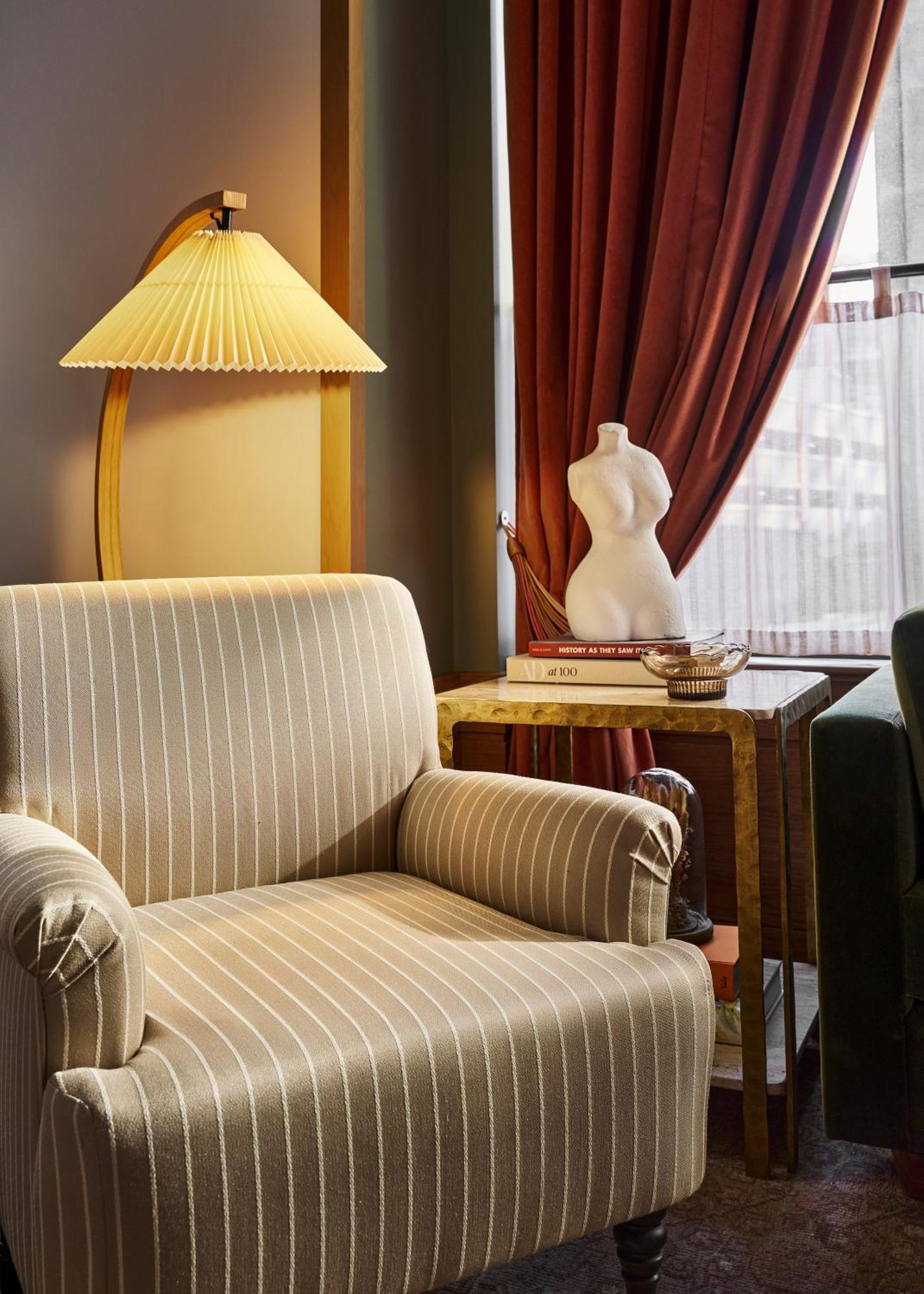 Fidelity Hotel Кливланд Екстериор снимка